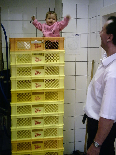 Besuch bei Papa im Laden